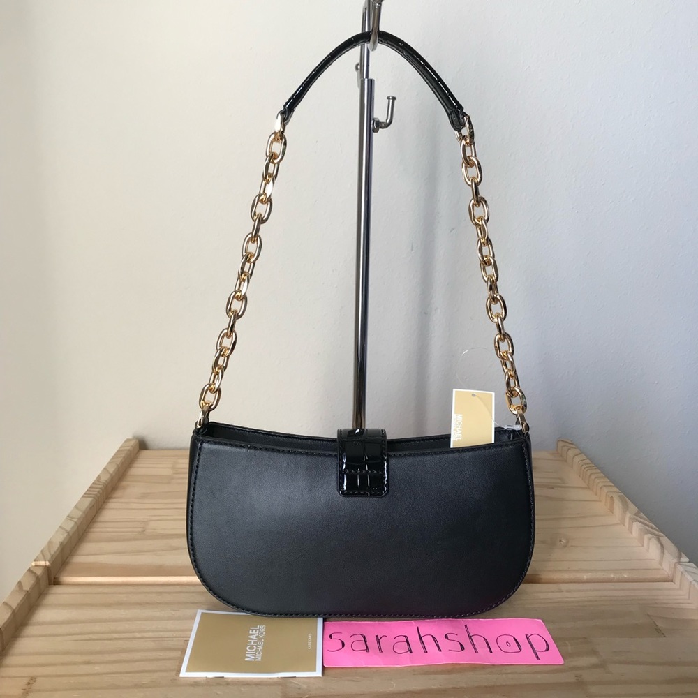 🌼Michael Kors Purse - Picture 3 of 15